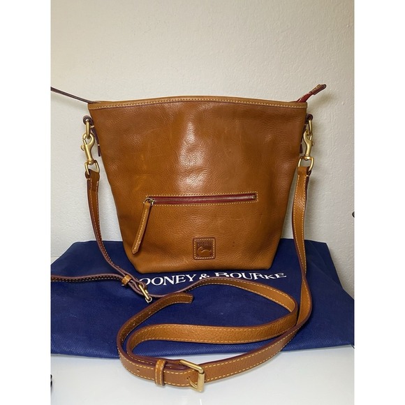 Dooney and Bourke Camden Florentine Hobo Crossbody Camel Tan Leather Red Lining - Picture 1 of 16